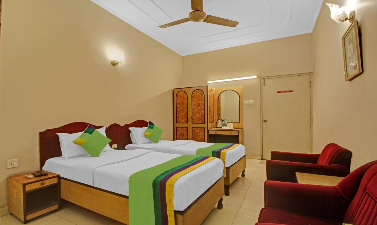 Treebo Mira Inn Kolkata Exterior photo